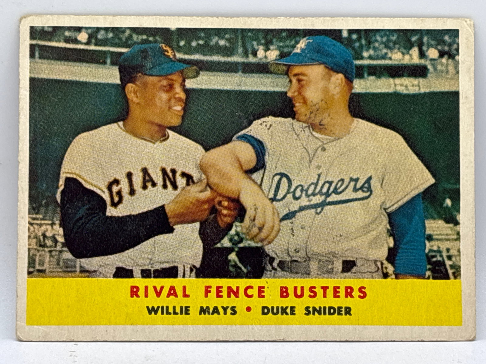 1958 TOPPS #436 RIVAL FENCE BUSTERS WILLIE MAYS & DUKE SNIDER: THE HOBBY BOX