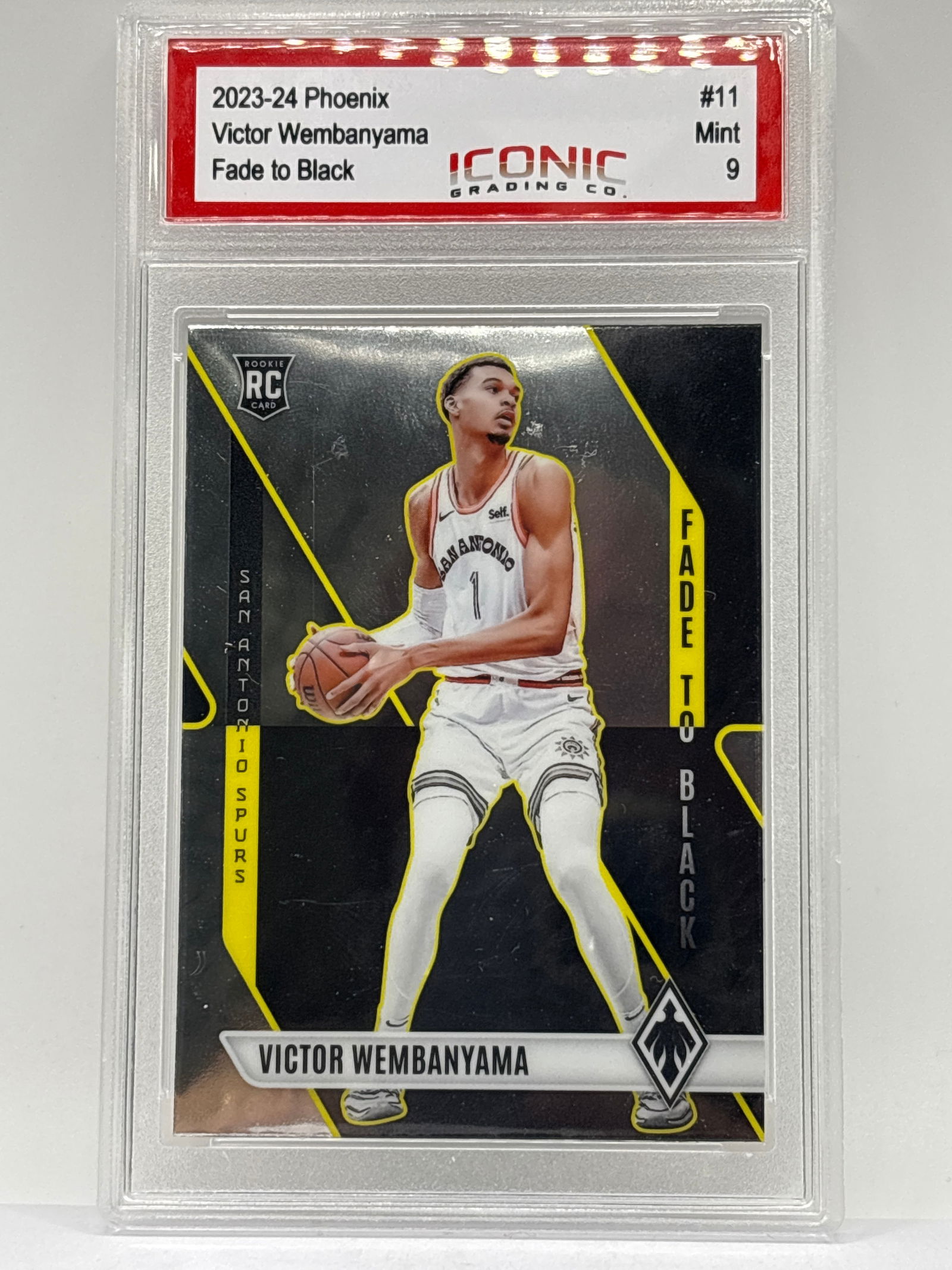 2023-24 PANINI PHOENIX VICTOR WEMBANYAMA FADE TO BLACK ROOKIE CARD GRADED MINT 9 (1 of 3)