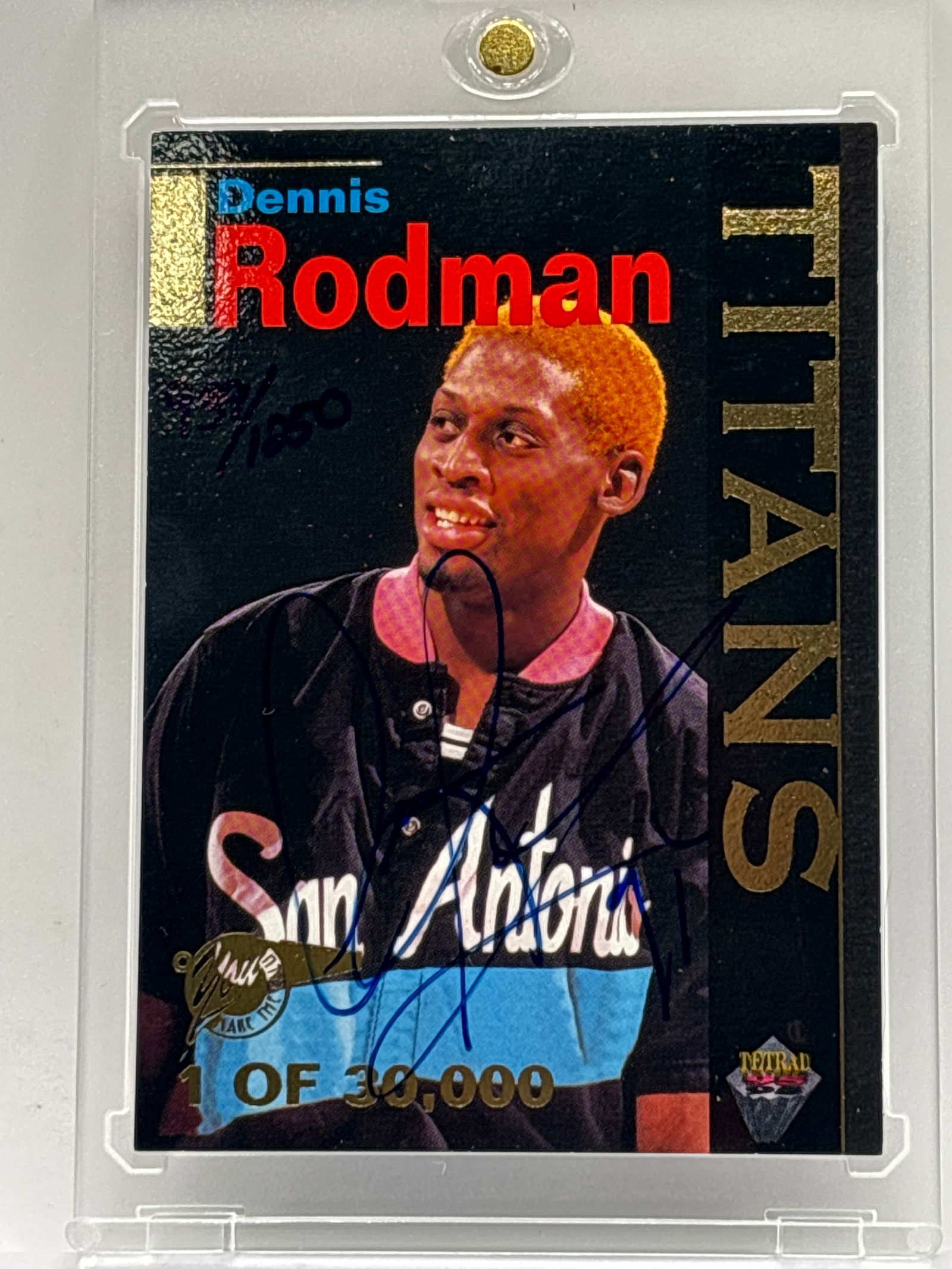 /1250 LIMITED EDITION 1995 SIGNATURE SERIES DENNIS RODMAN GOLD FOIL TITANS ON-CARD AUTOGRAPH INSERT (1 of 4)