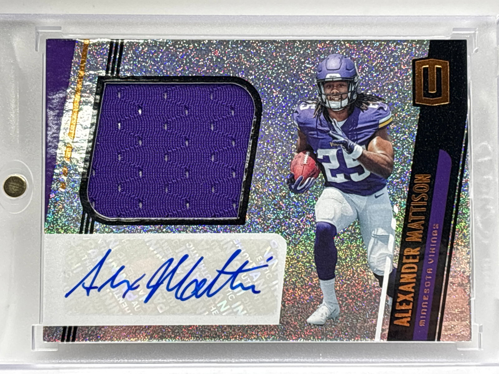 2019 PANINI UNPARALLELED ALEXANDER MATTISON SPARKLE AUTOGRAPHED ROOKIE PATCH (1 of 3)