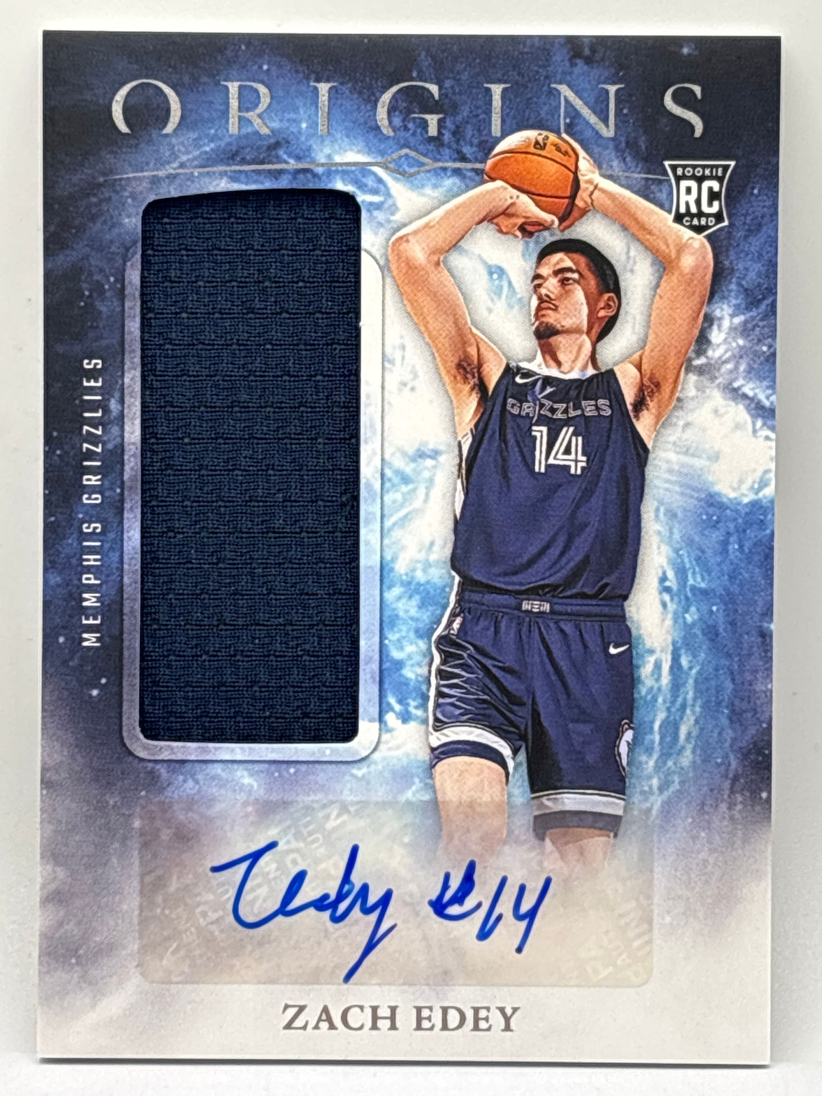 2024-25 PANINI ORIGINS ZACH EDEY RPA AUTOGRAPHED ROOKIE PATCH CARD (1 of 3)