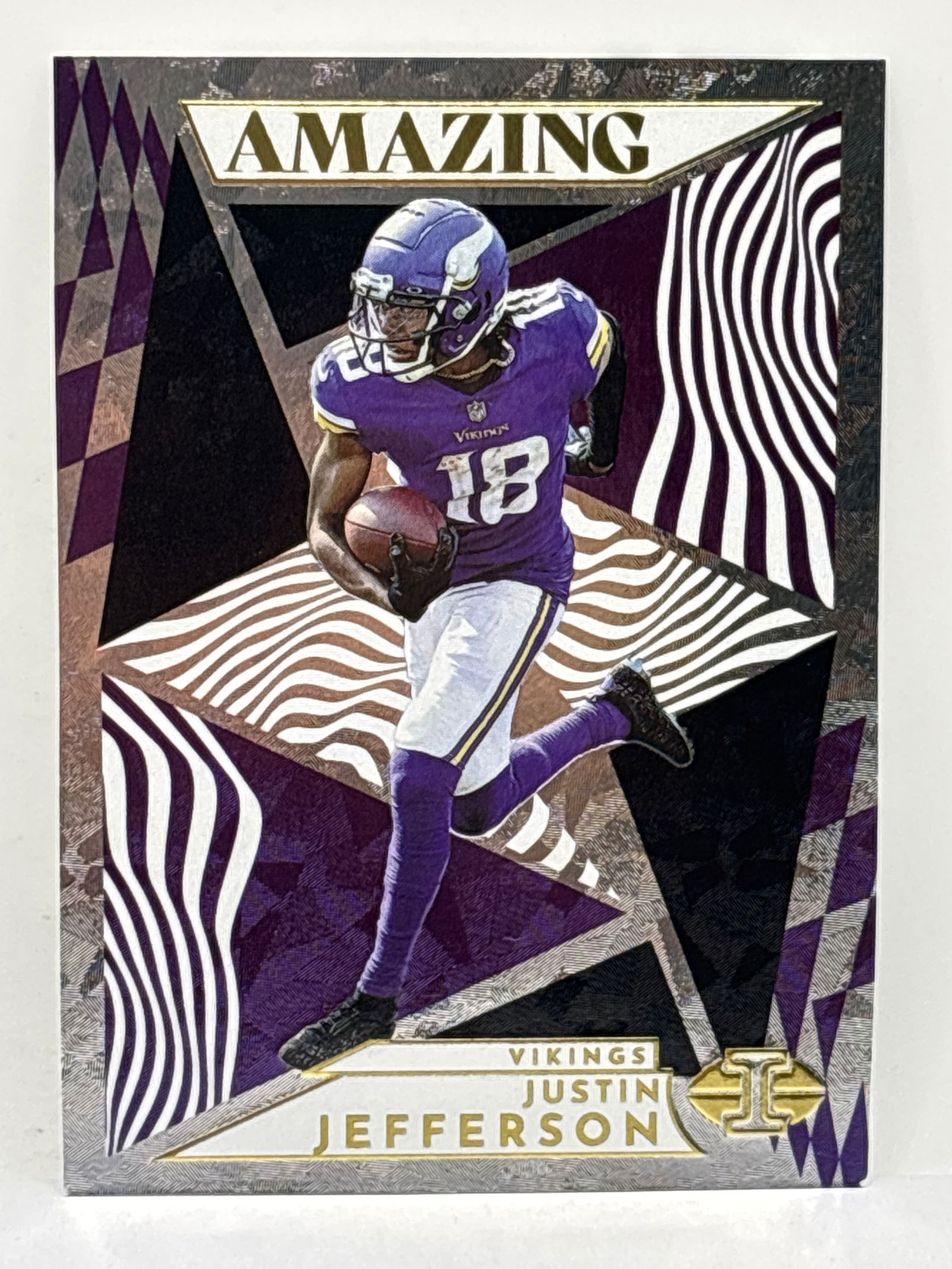 2022 PANINI ILLUSIONS JUSTIN JEFFERSON AMAZING INSERT (1 of 3)