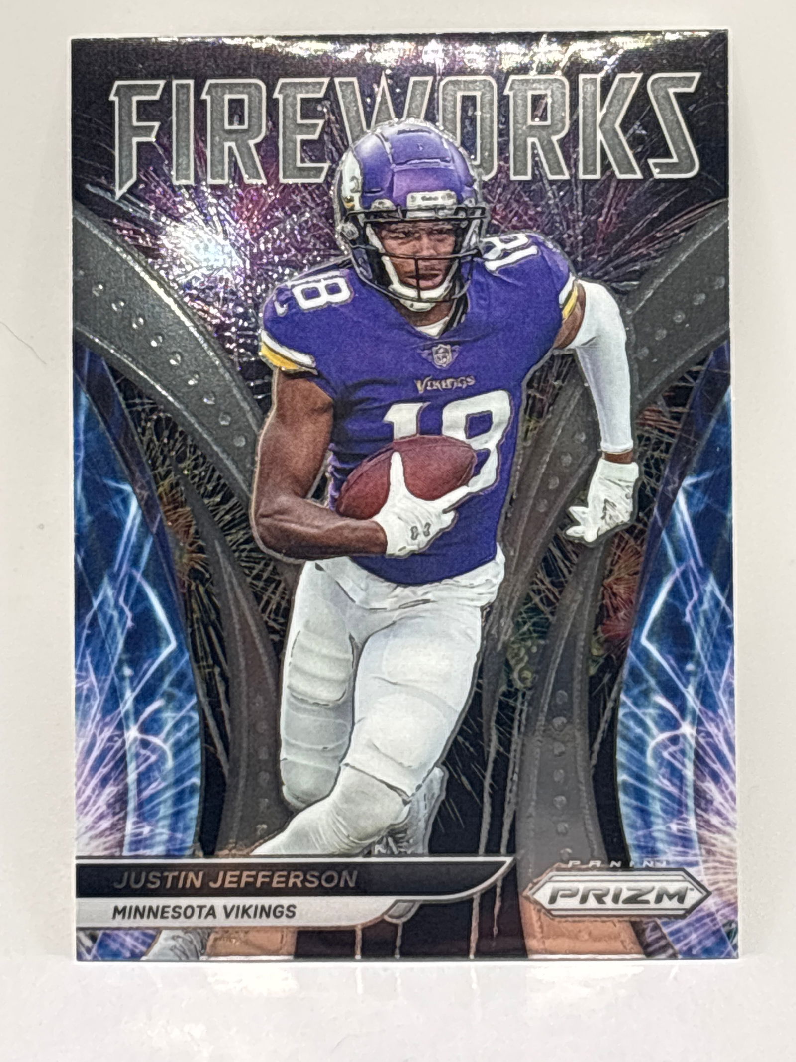 2021 PANINI PRIZM JUSTIN JEFFERSON FIREWORKS INSERT (1 of 2)