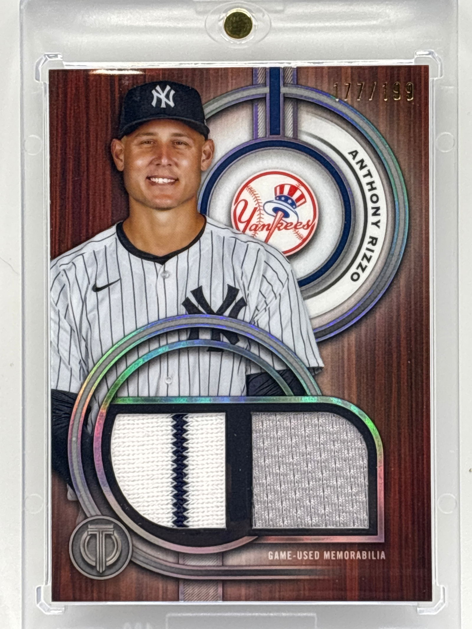 /199 2025 TOPPS TRIBUTE ANTHONY RIZZO DUAL GAME-USED PATCH INSERT (1 of 3)