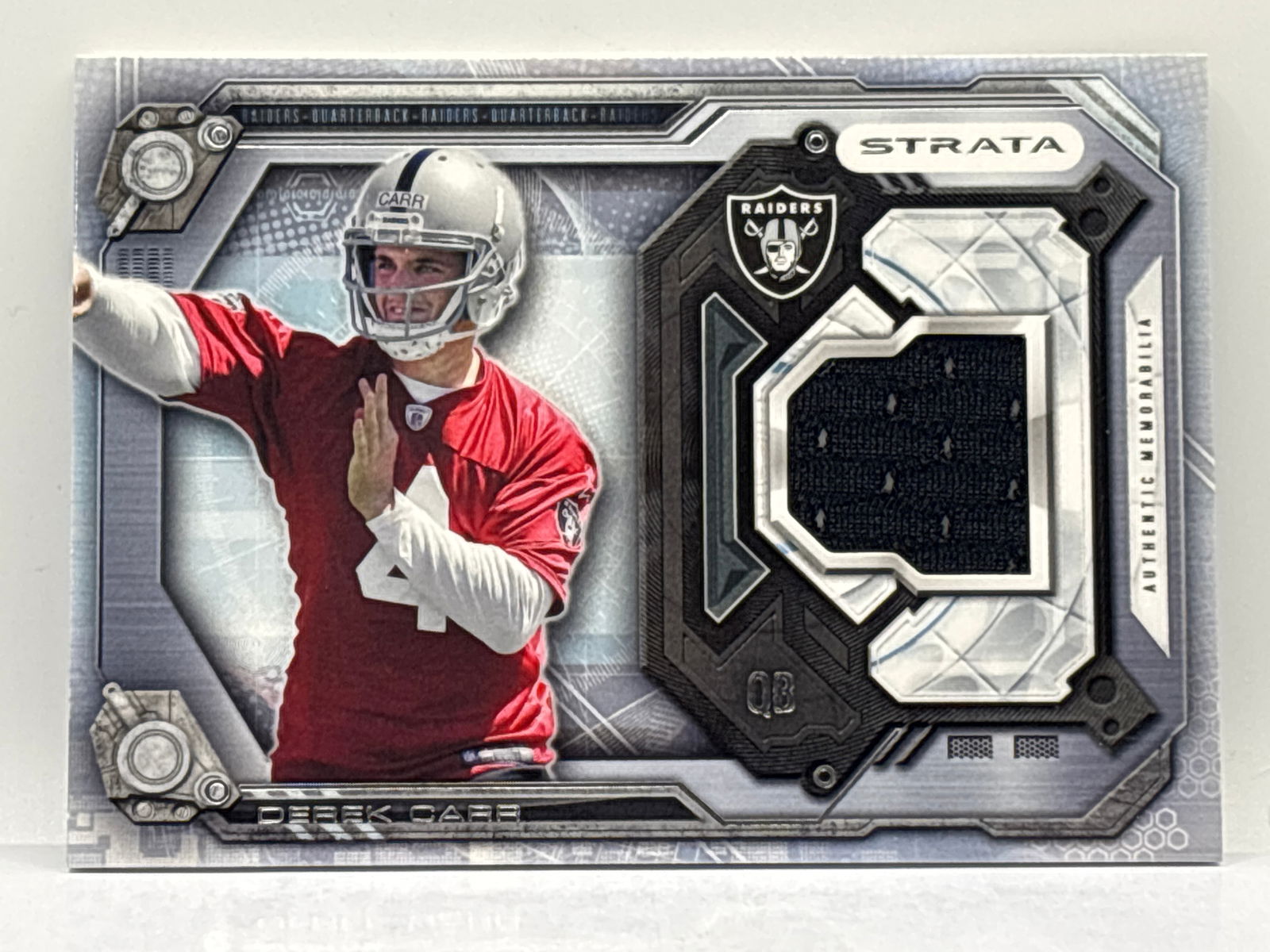 2014 TOPPS STRATA DEREK CARR ROOKIE PATCH (1 of 3)