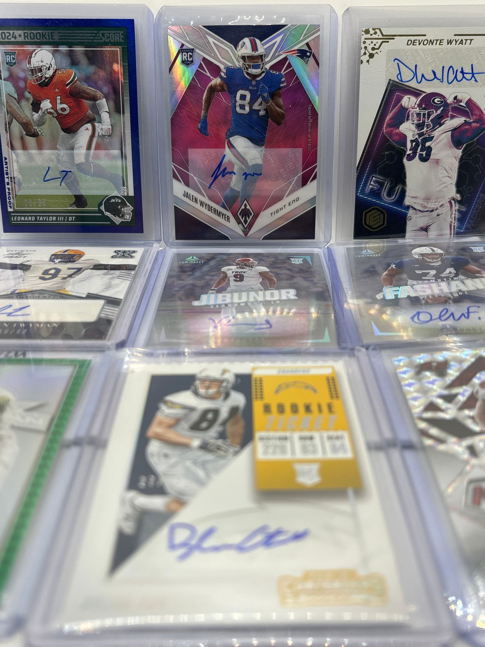 9 CARD NFL FOOTBALL #’ED AUTOGRAPHED ROOKIE CARD LOT (1 of 5)