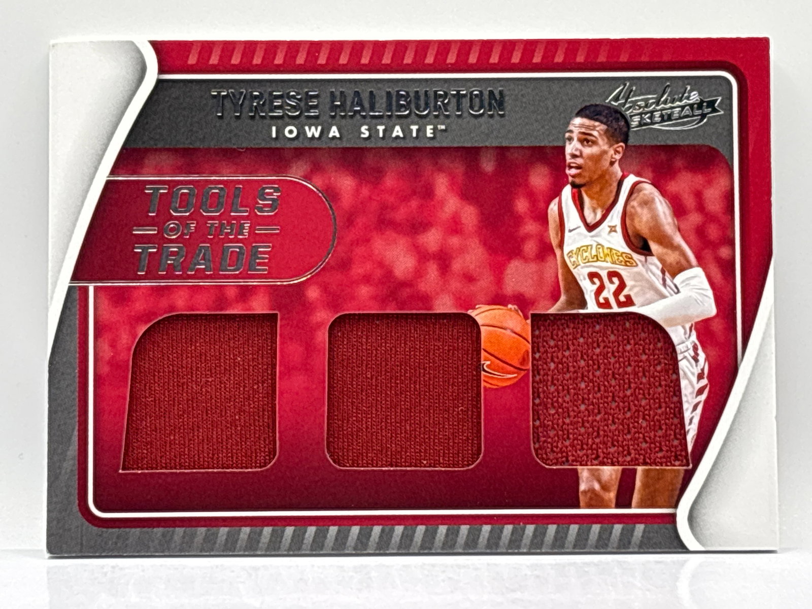 2022 PANINI CHRONICLES ABSOLUTE DRAFT PICKS TYRESE HALIBURTON TOOLS OF THE TRADE TRIPLE PATCH: THE HOBBY BOX