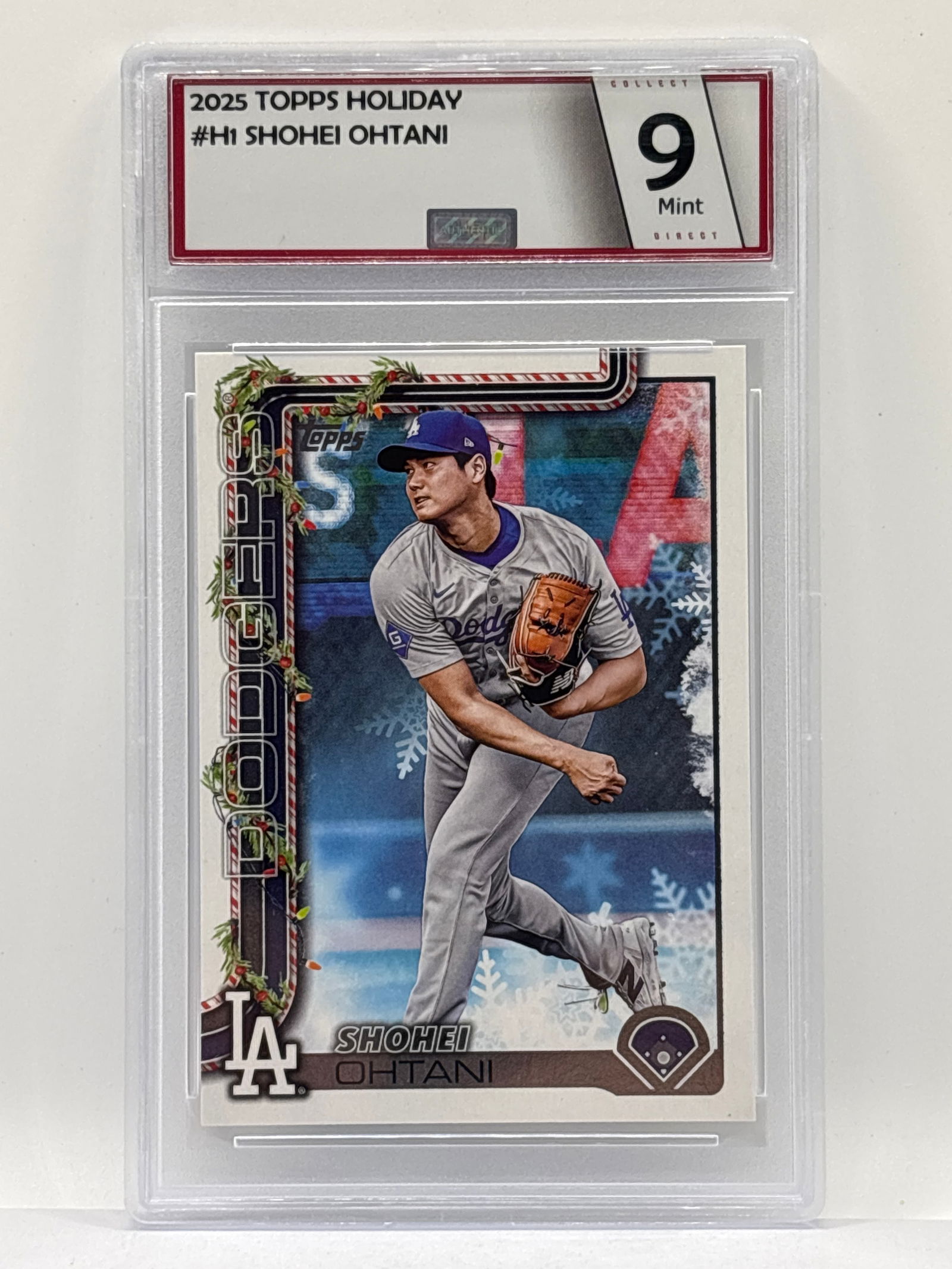 2025 TOPPS HOLIDAY SHOHEI OHTANI INSERT GRADED MINT 9 (1 of 4)