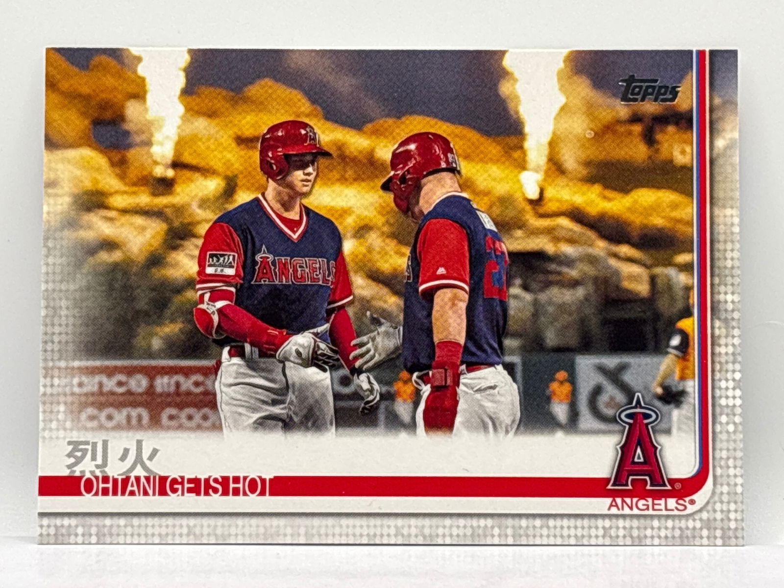 RARE ERROR CARD 2019 TOPPS OHTANI GETS HOT (date says aug 25, 2108 not 2018) (1 of 3)