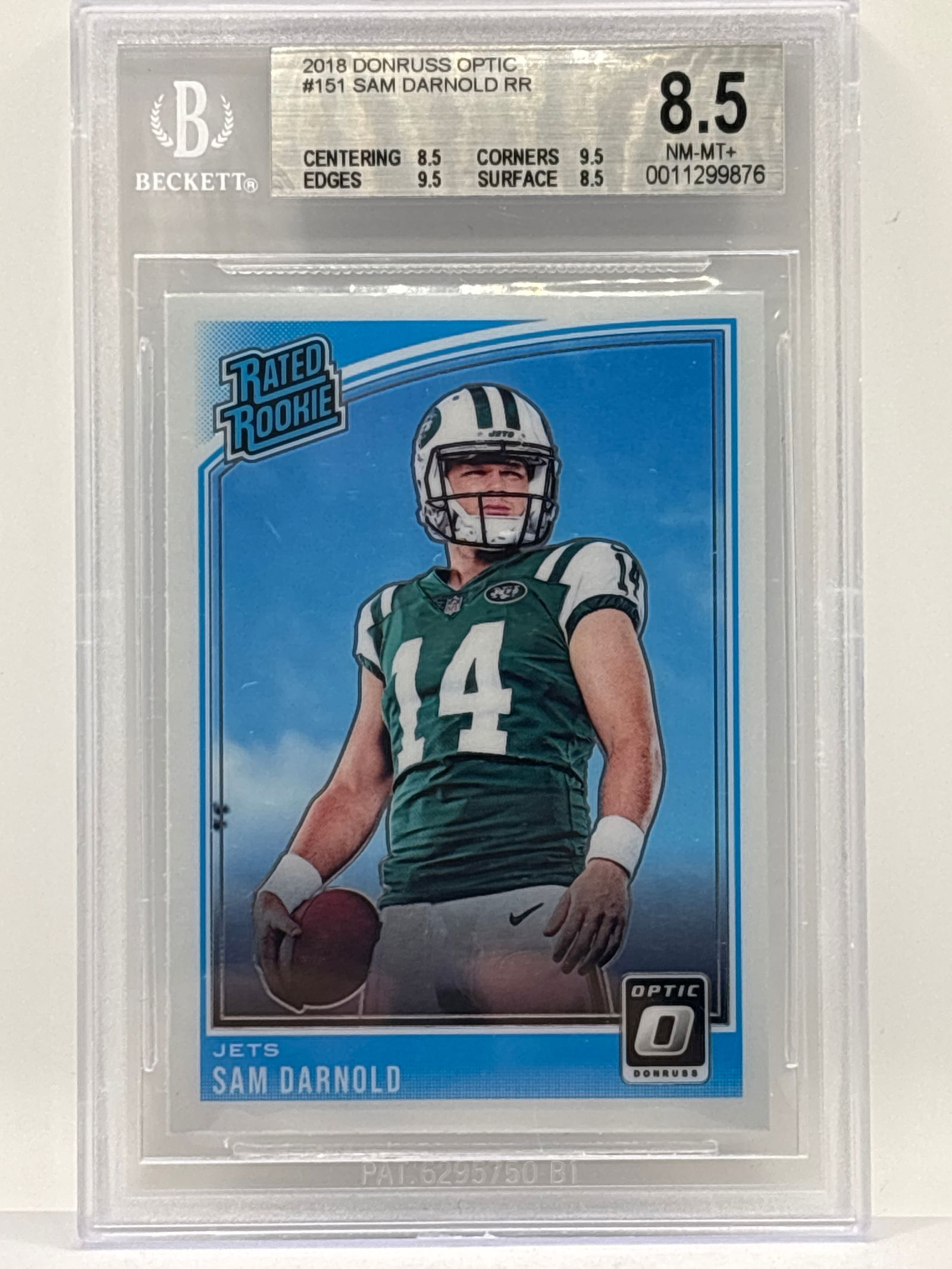 2018 PANINI DONRUSS OPTIC SAM DARNOLD RATED ROOKIE CARD GRADED BECKETT NM-MT+ 8.5 (1 of 3)