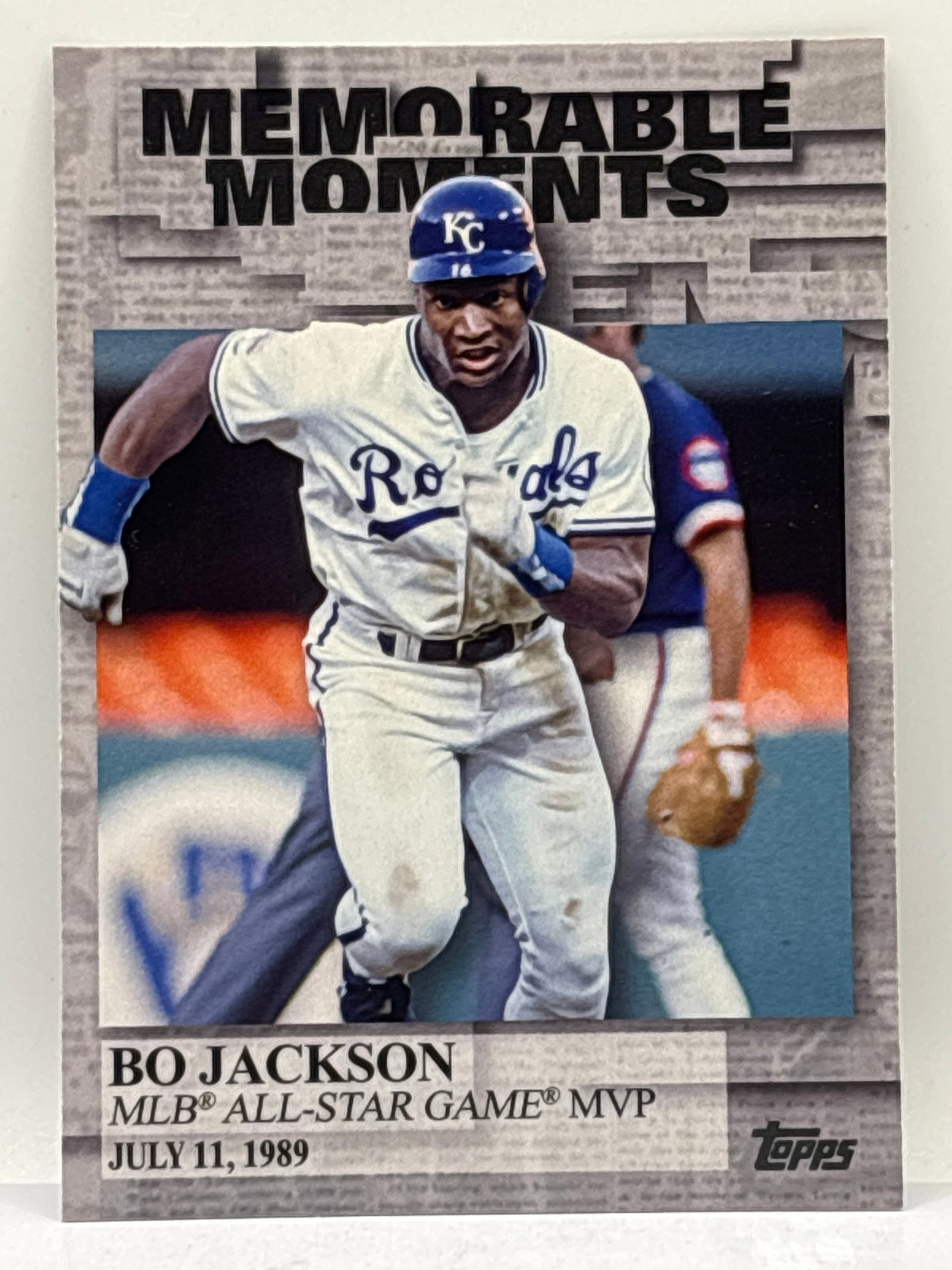 2017 TOPPS MEMORABLE MOMENTS BO JACKSON INSERT: THE HOBBY BOX