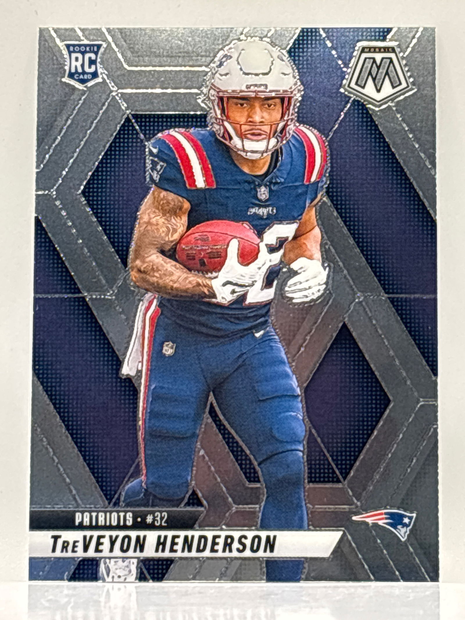 2025 PANINI MOSAIC TREVEYON HENDERSON ROOKIE CARD (1 of 2)