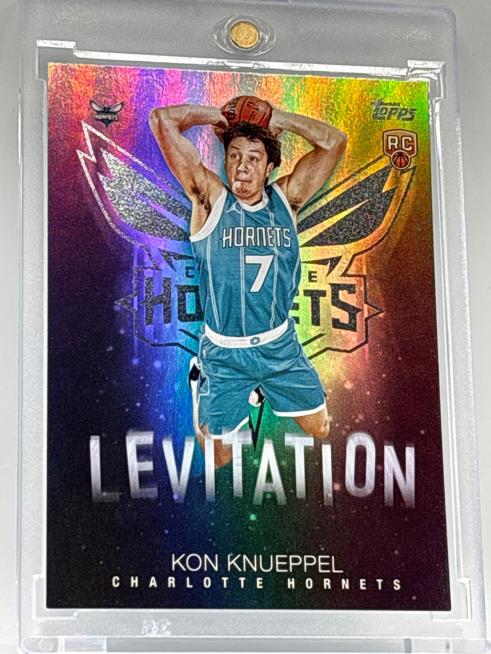 2025 TOPPS LEVITATION KNO KNUEPPEL ROOKIE INSERT - 2