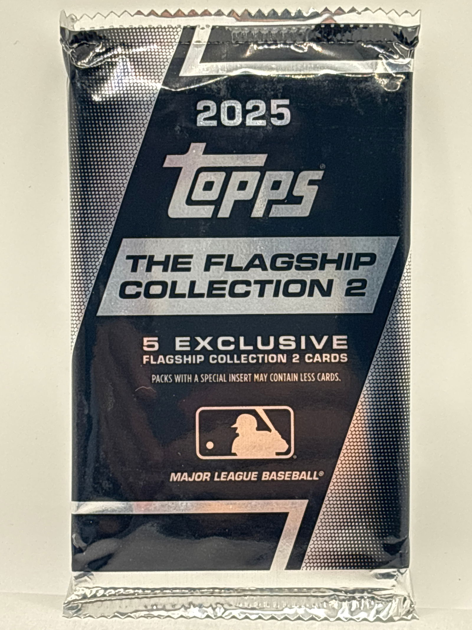 2025 TOPPS THE FLAGSHIP COLLECTION 2 MLB BASEBALL PACK: THE HOBBY BOX