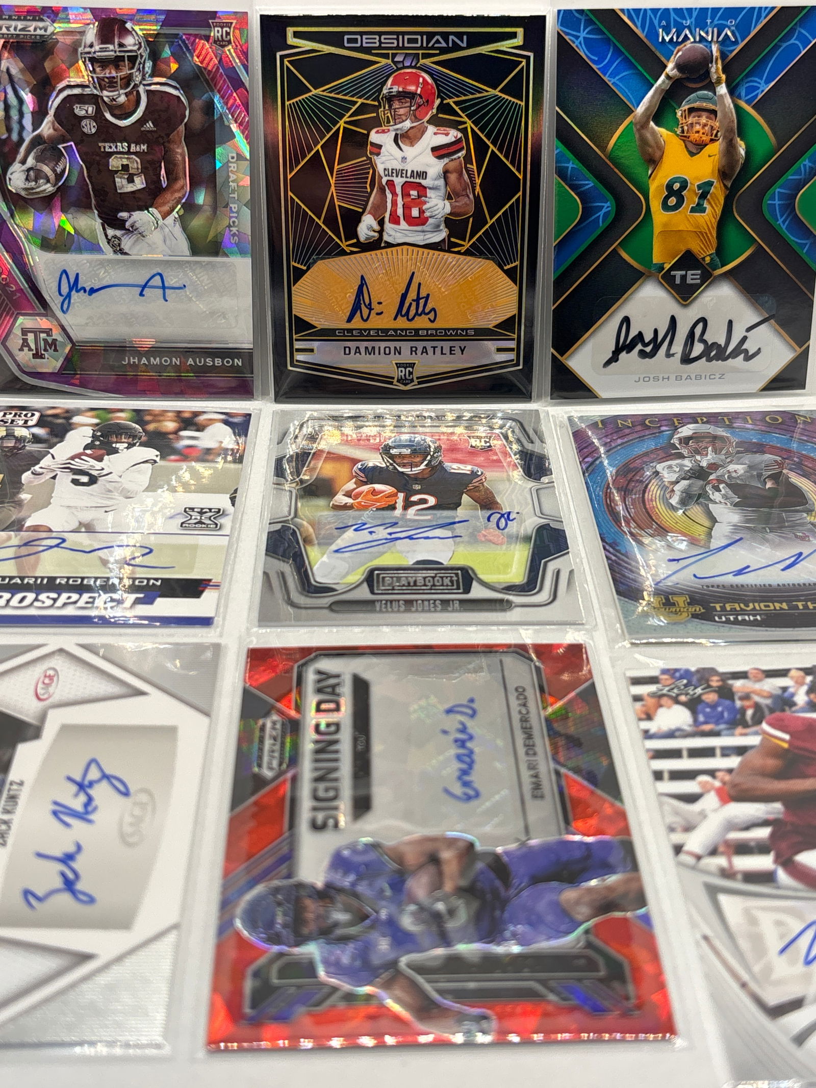 9 CARD NFL ROOKIE AUTOGRAPHED LOT: THE HOBBY BOX