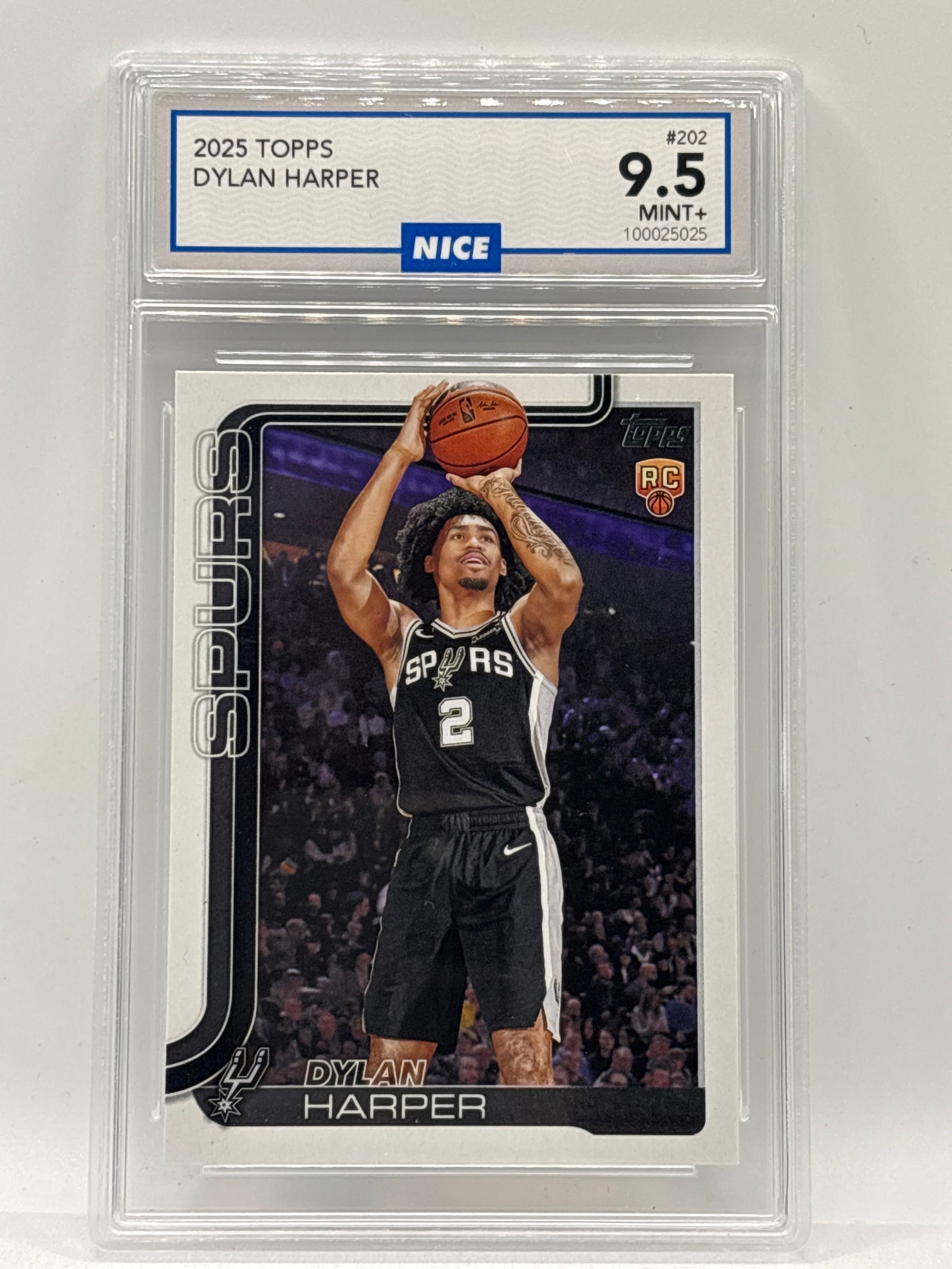 2025 TOPPS DYLAN HARPER ROOKIE CARD GRADED MINT+ 9.5: THE HOBBY BOX