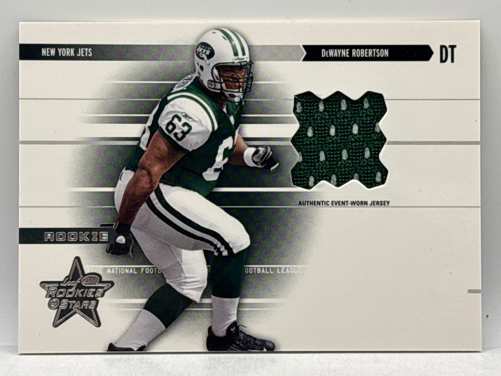 /550 2003 DONRUSS ROOKIES & STARS DEWAYNE ROBERTSON EVENT-WORN PATCH: THE HOBBY BOX