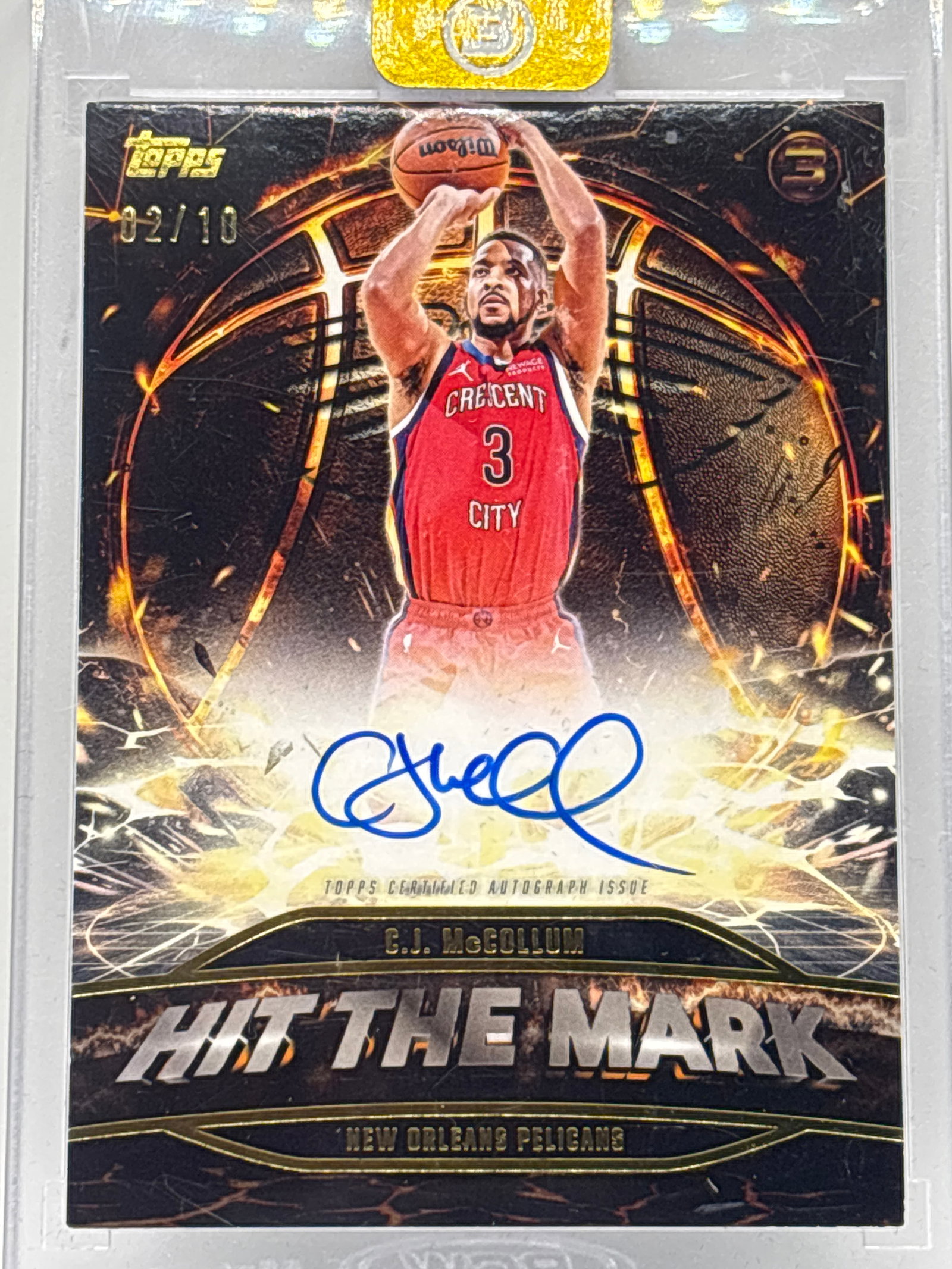 /10 2025 TOPPS HIT THE MARK CJ MCCOLLUM ON-CARD AUTOGRAPHED INSERT: THE HOBBY BOX