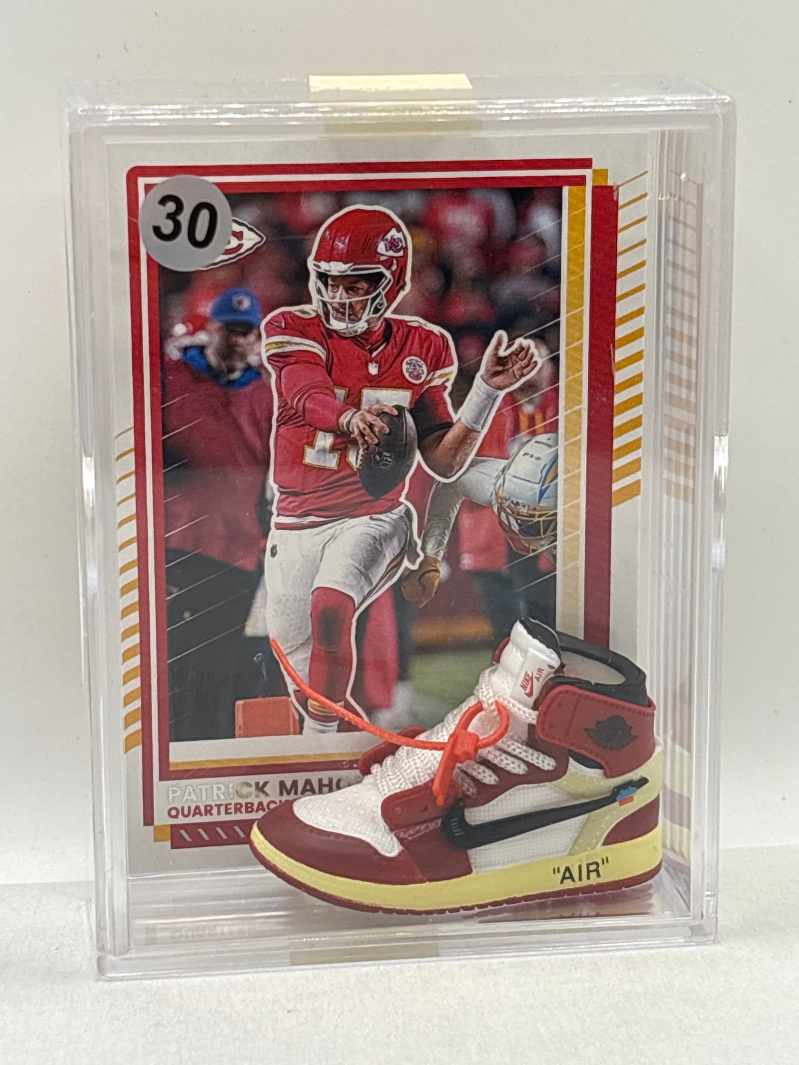 PATRICK MAHOMES SHADOW BOX: THE HOBBY BOX