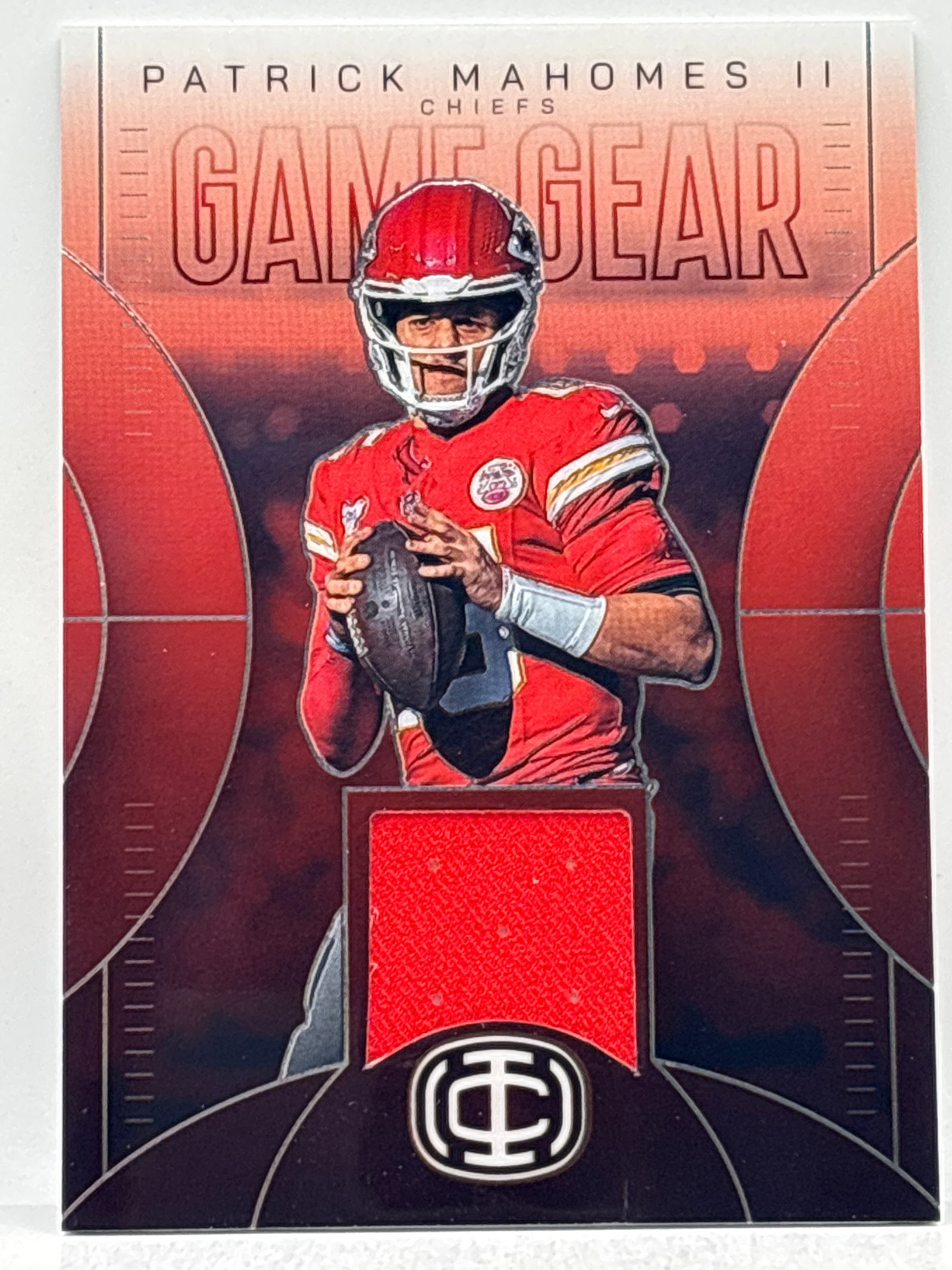 2025 PANINI ICON COLLECTION PATRICK MAHOMES GAME GEAR AUTHENTIC MEMORABILIA PATCH (1 of 3)