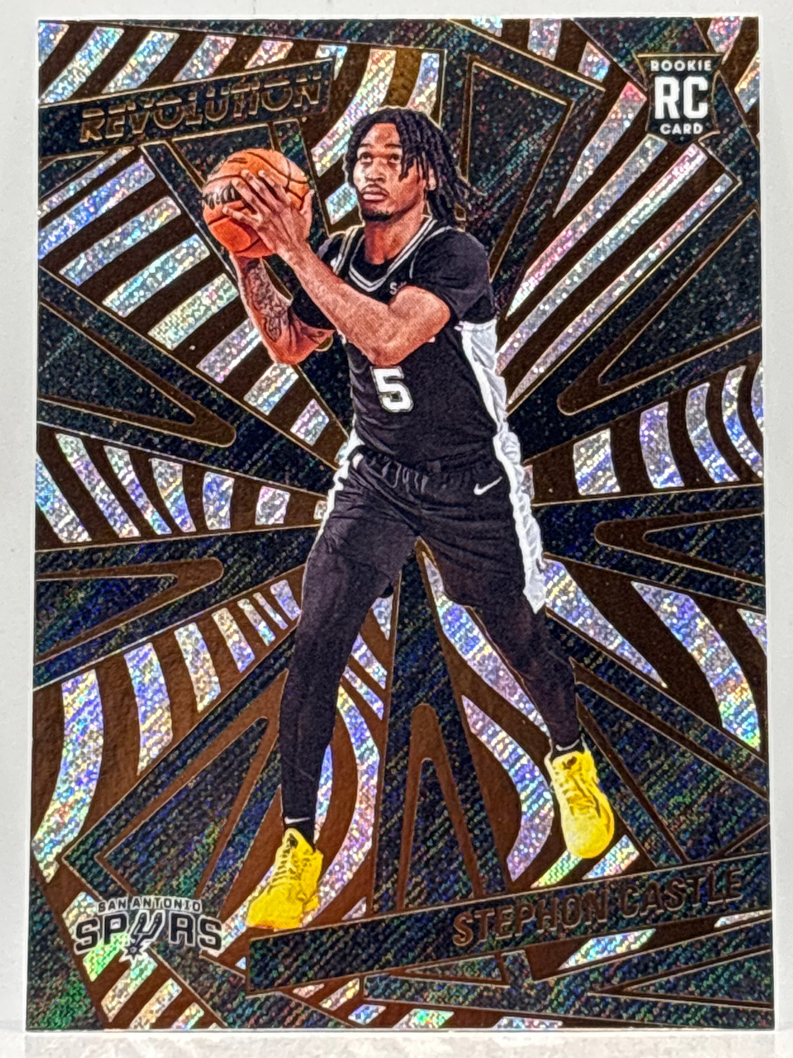 2024-25 PANINI REVOLUTION STEPHON CASTLE ROOKIE CARD: THE HOBBY BOX