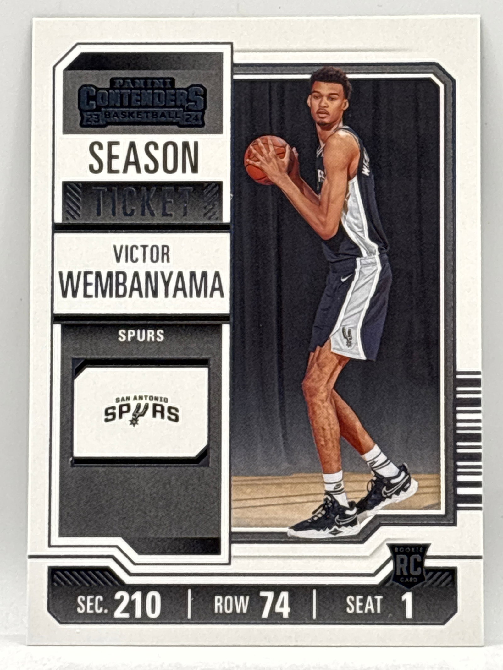 2023-24 PANINI CONTENDERS VICTOR WEMBANYAMA SEASON TICKET ROOKIE CARD (1 of 2)