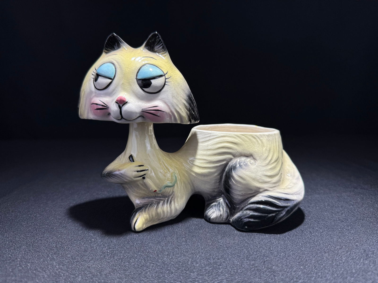 Ceramic Cat Bobblehead Ashtray, circa 1950s (1 of 10)