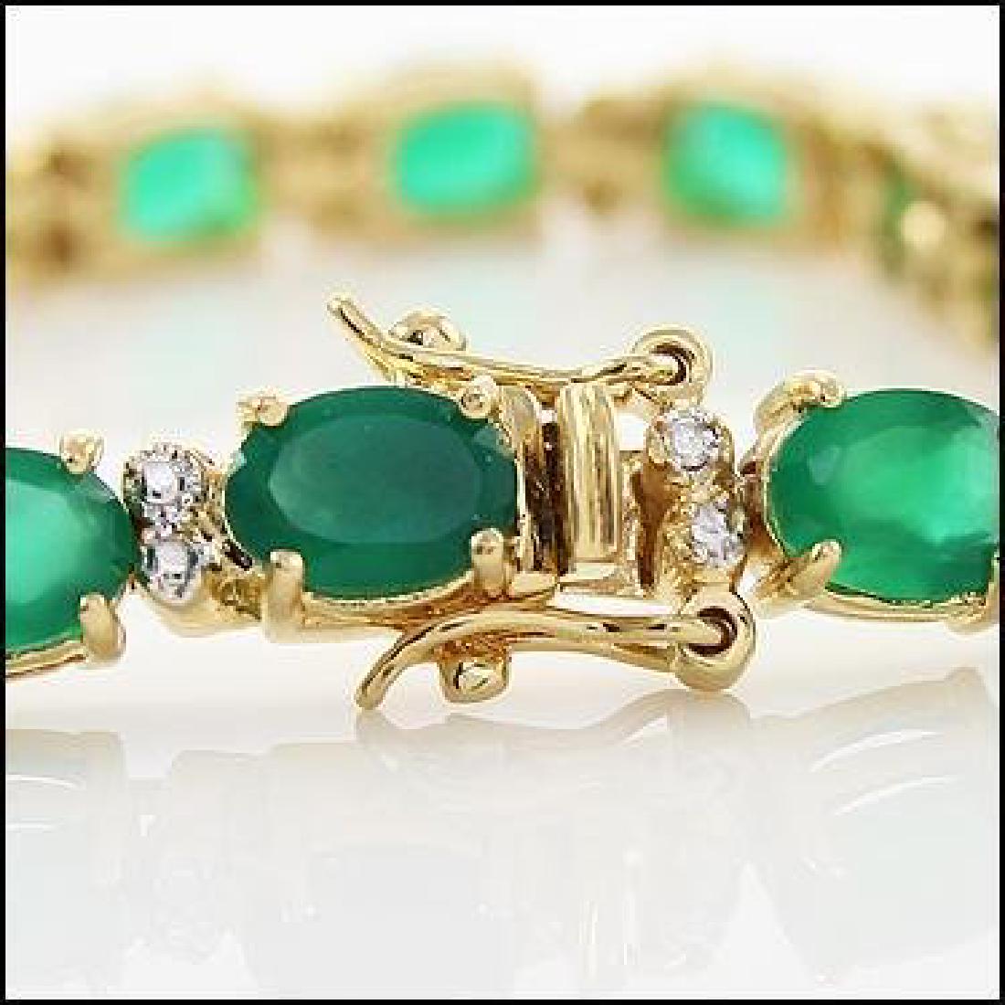 13 CT Green Agate Diamond Tennis Bracelet: Master jewelers designed your bracelet with 18 pieces of GENUINE 5X4mm oval Green Agate. 18 pieces of GENUINE single cut diamonds, 0.1 carat tw. 11.4 grams of sterling silver layered with 18K Gold. Th