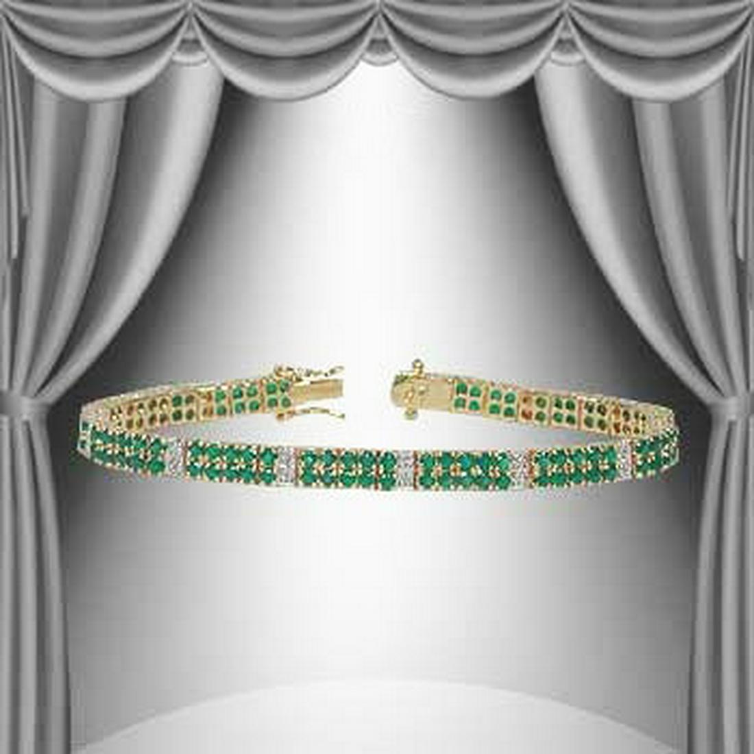 17Ct Green Agate & Diamond 2 -Row Bracelet: Master jewelers designed your bracelet with 110 pieces of GENUINE Green Agate. 22 pieces of GENUINE single cut diamonds, 0.25 carat tw. 11.4 grams of sterling silver layered with 18K gold. The length 