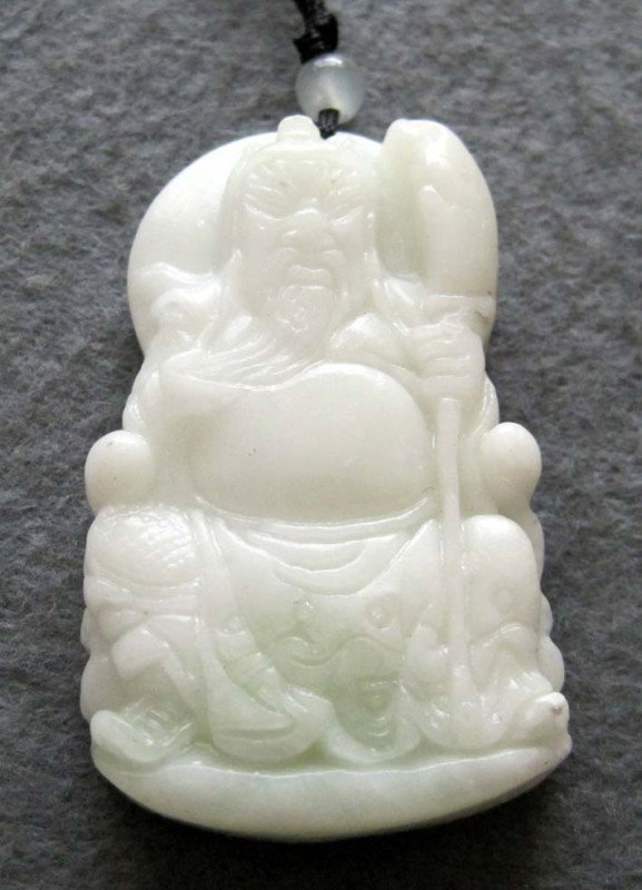 White Jade Han Dynasty Loyal Honor Guan Yu Pendant: The Chinese love jade because of not only its beauty, but also more importantly its culture, meaning and humanity, as Confucius (551 BC - 479 BC) said there are 11 De (virtue) in jade. Thus jade is re