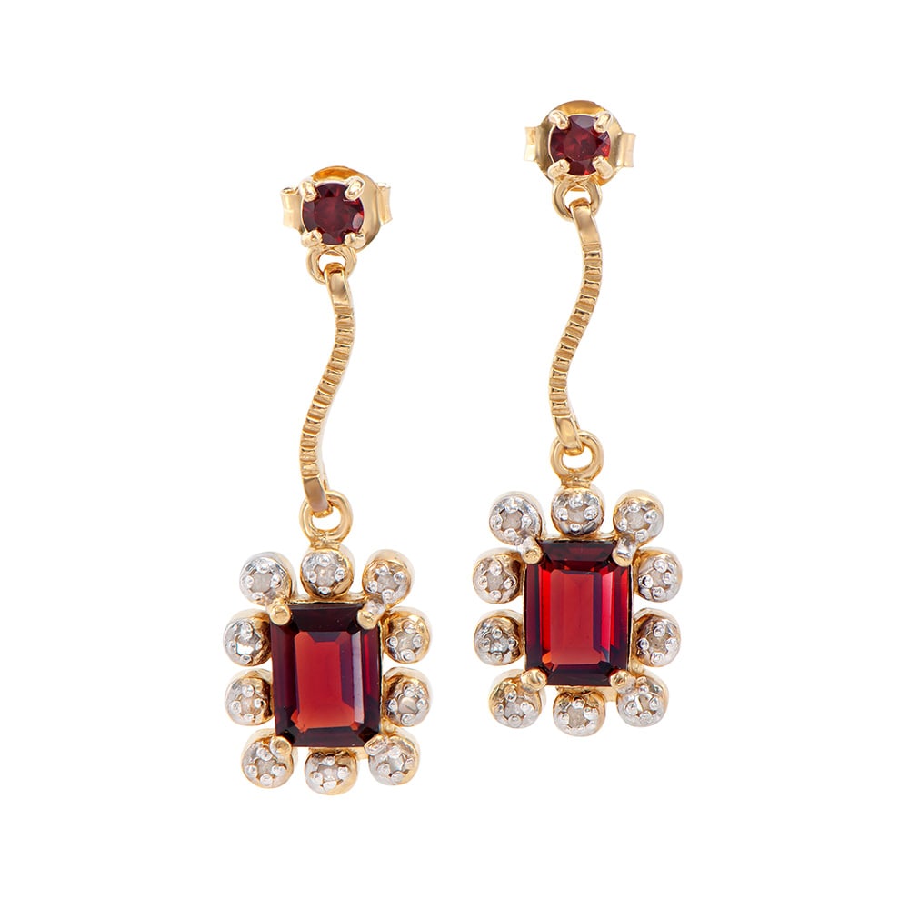 Plated 18KT Yellow Gold 1.93ctw Garnet and Diamond Earrings: One pair of Plated 18KT Yellow Gold 1.93ctw Garnet and Diamond Earrings. (4) Garnet stones with a total weight of 1.93cts. Diamonds with a total weight of 0.15cts with a color of I-J and with a clarit