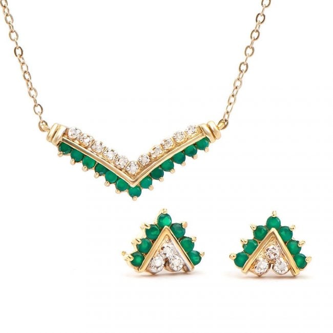 1.05 ctw Green Agate & Diamond Designer Set $1,335: One Plated 18KT Yellow Gold 1.00ctw Green Agate and Diamond Pendant with Chain and Earrings. (27) Green Agate stones with a total weight of 1.00cts. (17) diamonds with a total weight of 0.13cts with a