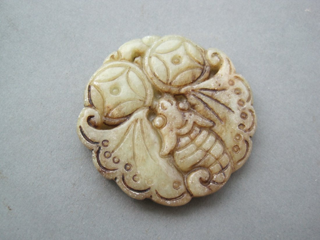 Zhou Dynasty White Jade Lucky Bat Coins Amulet: Approx Size: 2" Diameter. It is the customary and traditional belief of Chinese people that wearing the jade is the good means of which people will be protected from bad luck, evil spirit and danger. 