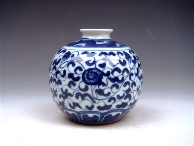 Chinese Overlay Flowers Hand Painted Water Pot: Item Description: This is a very nice Chinese blue&white QingHua overlay traditional flowers hand painted porcelain water pot. *big white spots are light reflections, actual item is in excellent condi