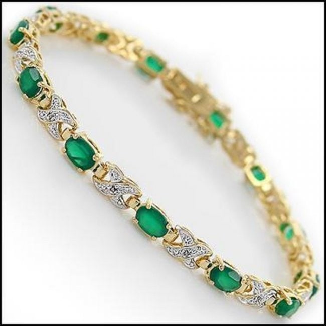 8.84 CT Green Agate & Diamond Designer Bracelet $1395: Master jewelers designed your bracelet with: 13 pieces of GENUINE 5X4mm oval Green Agate. 13 pieces of GENUINE single cut diamonds, 0.22 carat tw. 12.61 grams of Base Metal layered with 18K yellow gol