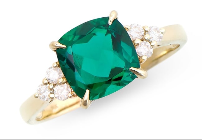 2.11 ct Certified Lab Grown Royal Emerald & Diamond Ring F, VVS 2 IDEAL Cut Value $8,895!: Gemstone Description:Gemstone: Emerald Lab Grown Color: Royal GreenShape: Round Size: 8mm Quantity: 1 Grade:AAACt: 1.92 Diamond Lab Grown Description:Shape: Round Size: 1.9mm Quantity: 6- Ct: 0.19Grad