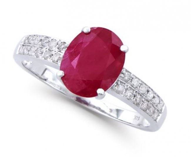 2.76 Ct Certified Ruby & Diamond 14k Gold Ring $12,550!: Main: 2.57 Cts of Oval shape Ruby 9x7 mm quality AAA no treatment. Side: 0.194 Cts round diamonds 1.2 mm , H-I , I1-I2 no treatment.2.72 grams, 14K solid white gold. Size 7.5. Comes with signed certif