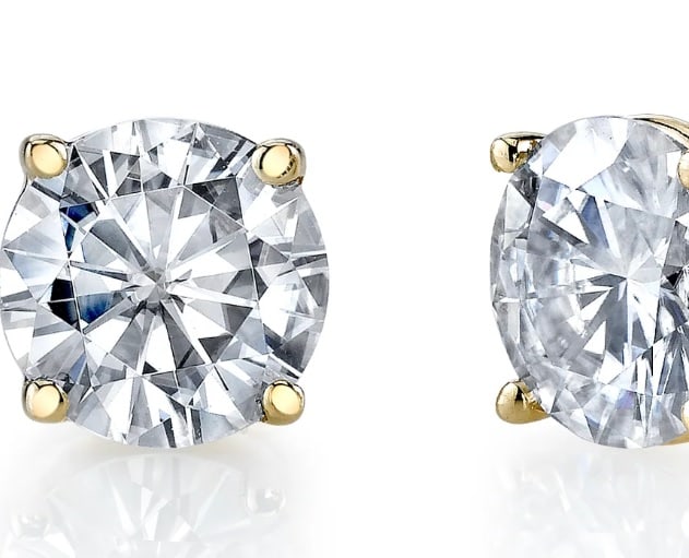 $9,795 Value! 2.00 Cts IGI Certified Top Lab Grown Diamond Yellow Gold Earrings D VS1 IDEAL Cut: Diamond Description: Shape: Round Size: 6.40mm Quantity: 2:Total Weight 2.00 Ct Grade: VS1Color: D Material Information: Primary Material: 14K Solid Gold (Marked)Color: Yellow Gold Jewelry Information