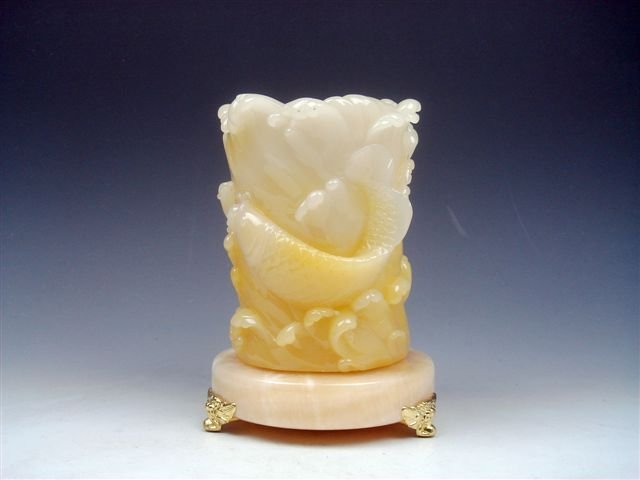Jade Arowana Fishes & Waves Carved Pen Brush Holder: Item Description: This is a very nice jade crafted unique pen/brush holder with overlay 2 arowana fishes and waves carved. Excellent workmanship and the piece looks even more attractive in person, ite