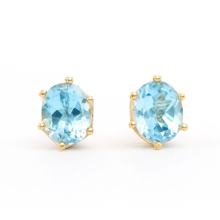 4.62 CT Swiss Blue Topaz Stud Designer Earrings $775: 2 pieces of GENUINE 5.22mm round Swiss Blue Topaz quality AAA no treatment. 8.11 grams of Base Metal layered with 18K yellow gold. The motif width is 5/8 inches or 16mm. The motif height is 7/8 inches