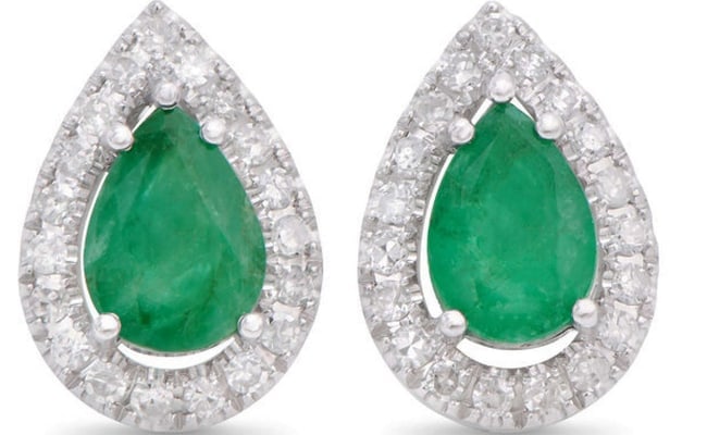 $5,295 GLS Appraisal Value! ! 1.59 Cts Certified Natural Emerald Diamond 14K Designer Gold Earrings: Gemstone: EmeraldColor: GreenShape: PearSize: 7x5Quantity: 2CTW: 1.28 Diamond DescriptionShape: RoundsSize: 1.1 mm Quantity: 38CTW: 0.31Grade: I1-I2Color: H-I Material Information:Primary Material: 14