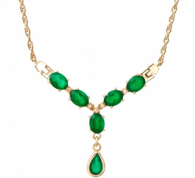 7.25 Cts Green Agate & White Topaz 18KGP Necklace: 1 piece of GENUINE 9X6mm Pear Shape Green Agate quality AAA no treatment.5 pieces of GENUINE 8X6mm Ovals Green Agates quality AAA no treatment.5 pieces of GENUINE 2.25mm Rounds White Topaz.6.55 grams
