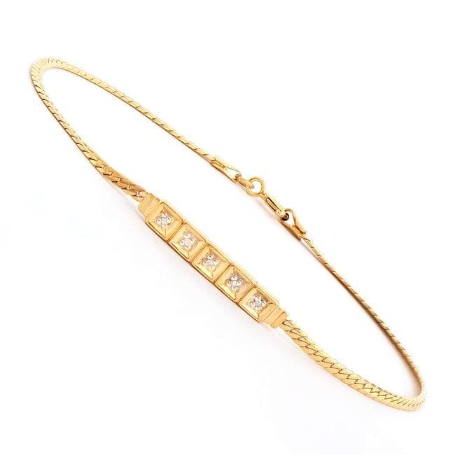 $2,275 Value! 0.10 cts Natural Diamond 18KGP Sterling Silver Designer Bracelet #2049: Diamond Description Shape: Round ,Size: 1.2mm Quantity: 5, CT: 0.10, Grade: I2Color: H-I Material Information:Plating Material: 18K Yellow Gold, Primary Material:Sterling Silver (Marked) Jewelry Infor