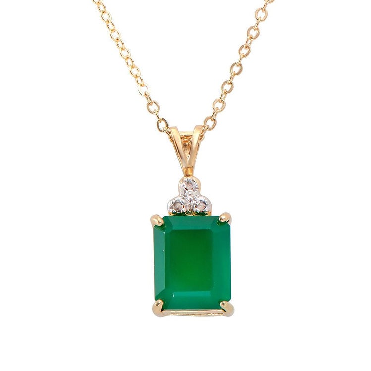 4.03 CT Green Agate & Diamond 18KGP Designer Necklace: 1 piece of GENUINE 11X9 mm Octagon Green Agate stone quality AAA no treatment.3 piece of GENUINE 1.2mm faceted round diamond 0.03 carat Tw, I-J color & I2-I3 Clarity no treatment.3.28 grams of brass l