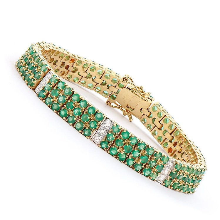 6.20 CT Green Agate & Diamond Designer Bracelet $2,200: 168 pieces of GENUINE 6.2mm round green agates. 24 pieces of GENUINE 1.1mm single cut round diamonds 0.18 carat:Diamond Color: I-JDiamond Clarity: I2-I322.55 grams of brass layered with 18K yellow gol