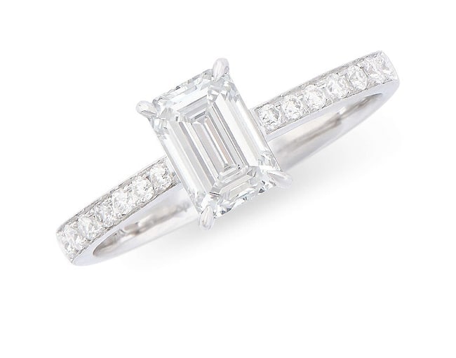 $14,895 Value ! 1.39 Ct IGI Certified Lab Grown Diamond Designer Ring F VVS IDEAL Cut: Main Diamond Description: Shape: Emerald CutSize: 7.17x4.90mm Weight: 1.14 CTGrade: VVS 2Color: F Diamond Description: Shape: RoundsSize: 1.1mm Weight: 0.25 CTGrade: VVS 2Color: E-F Material Informati