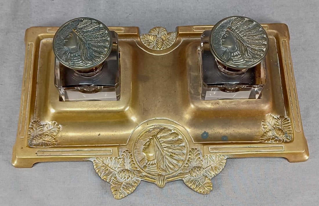 Antique Native American Heads Inkwell Inkstand (1 of 15)