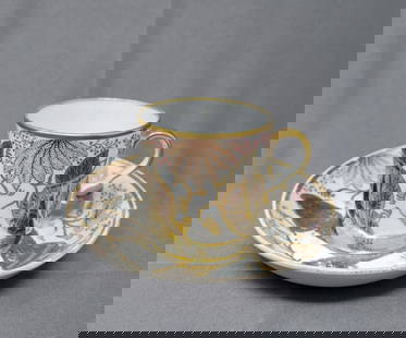 Spode Coffee Can & Saucer Porcelain c1810-1820: Antique early Spode porcelain cup and saucer. Coffee can and bowl saucer. C. 1810. The cup measures approximately 2 1/2 inches tall and wide. The saucer is 5 1/4 by 1 inch tall. No chips or cracks. We