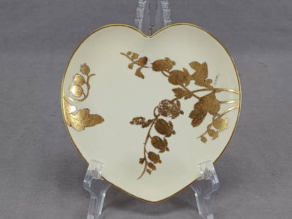 Willets Belleek Gold Bellflowers Ivory Heart Dish: Antique heart shaped porcelain dish with 3 small feed. Decorated with hand painted gold bellflowers over an ivory background. Gold gilding along the edge. Signed by the artist. Marked on the bottom