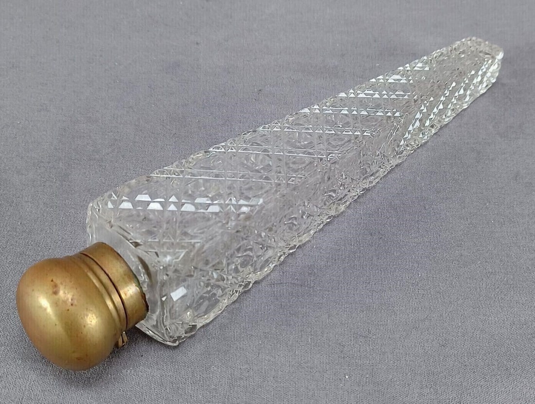 ABP American Brilliant Cut Glass Perfume Bottle A (1 of 9)